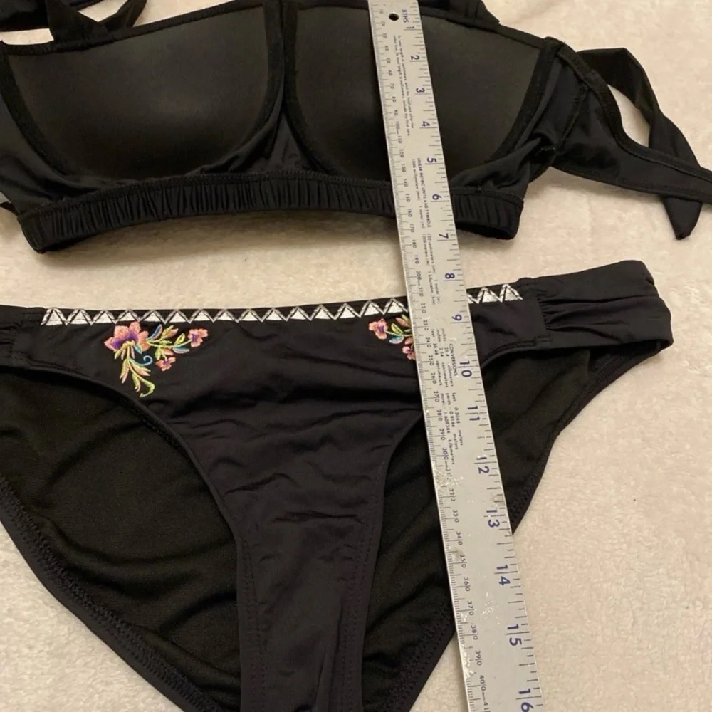 Gibson Latimer Black Bikini with Floral Embroidery Accent